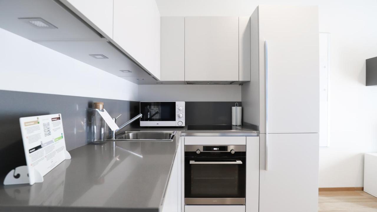 Italianway - Lazzaro Papi 14 B Appartement Milaan Buitenkant foto