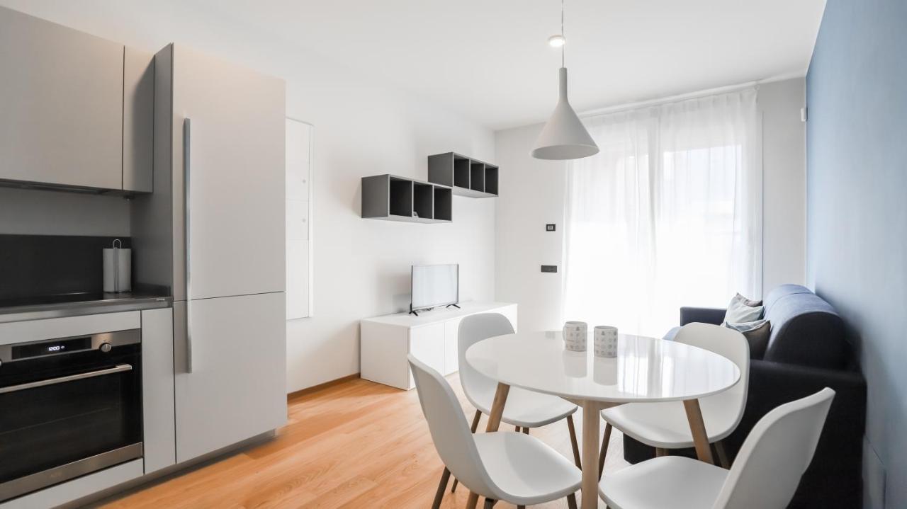 Italianway - Lazzaro Papi 14 B Appartement Milaan Buitenkant foto